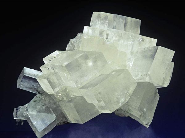 什么是方解石，他的優(yōu)勢(shì)用途都有哪些?